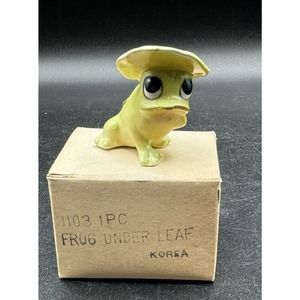 New In Original Box Miniature Frog Under Lilly Pad Porcelain Figurine -S1